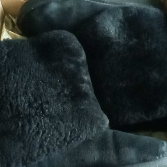 Ugg Patten - Picture 3 of 6